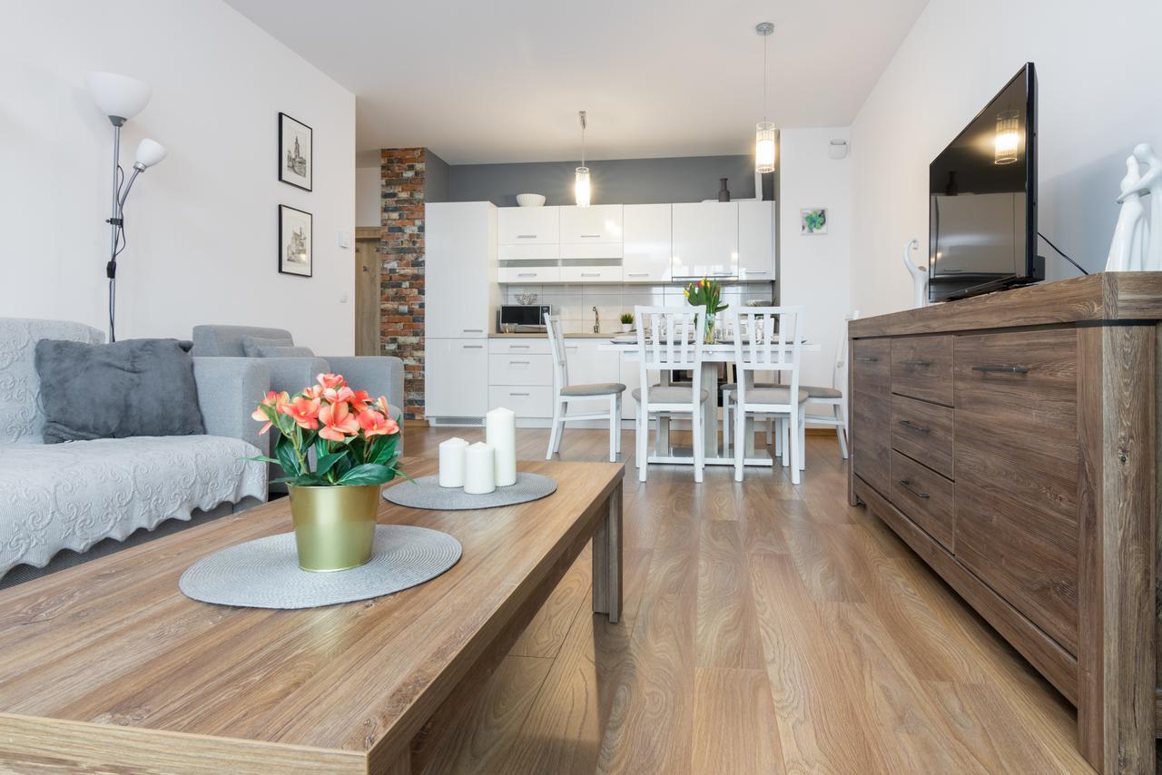Wawrzynca Apartment With Parking Краків Екстер'єр фото